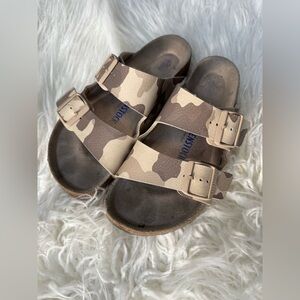 Birkenstock Arizona Camouflage Sandals women’s 7